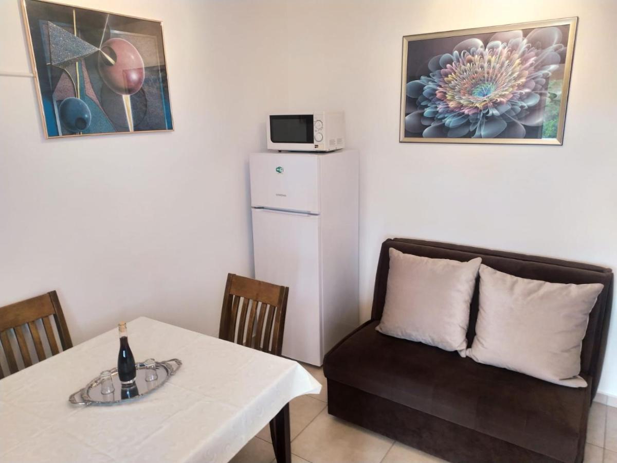 Rimbaldo Apartments Krk Town Eksteriør billede
