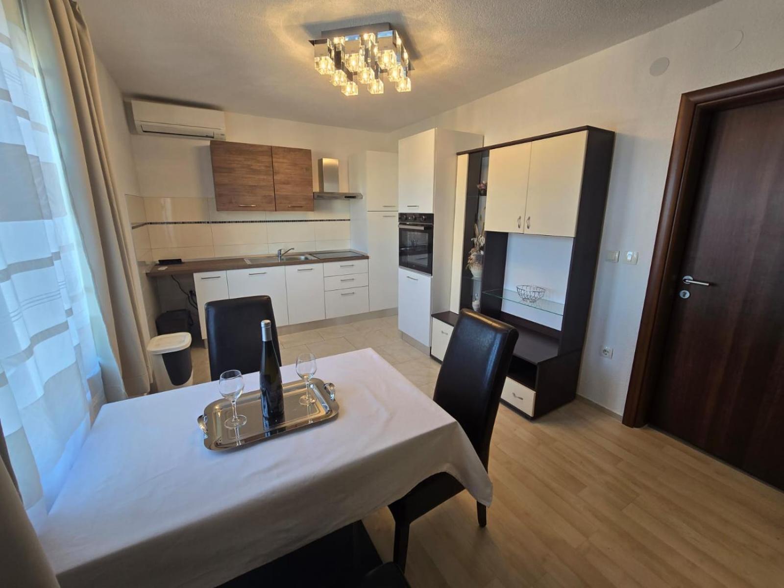Rimbaldo Apartments Krk Town Eksteriør billede