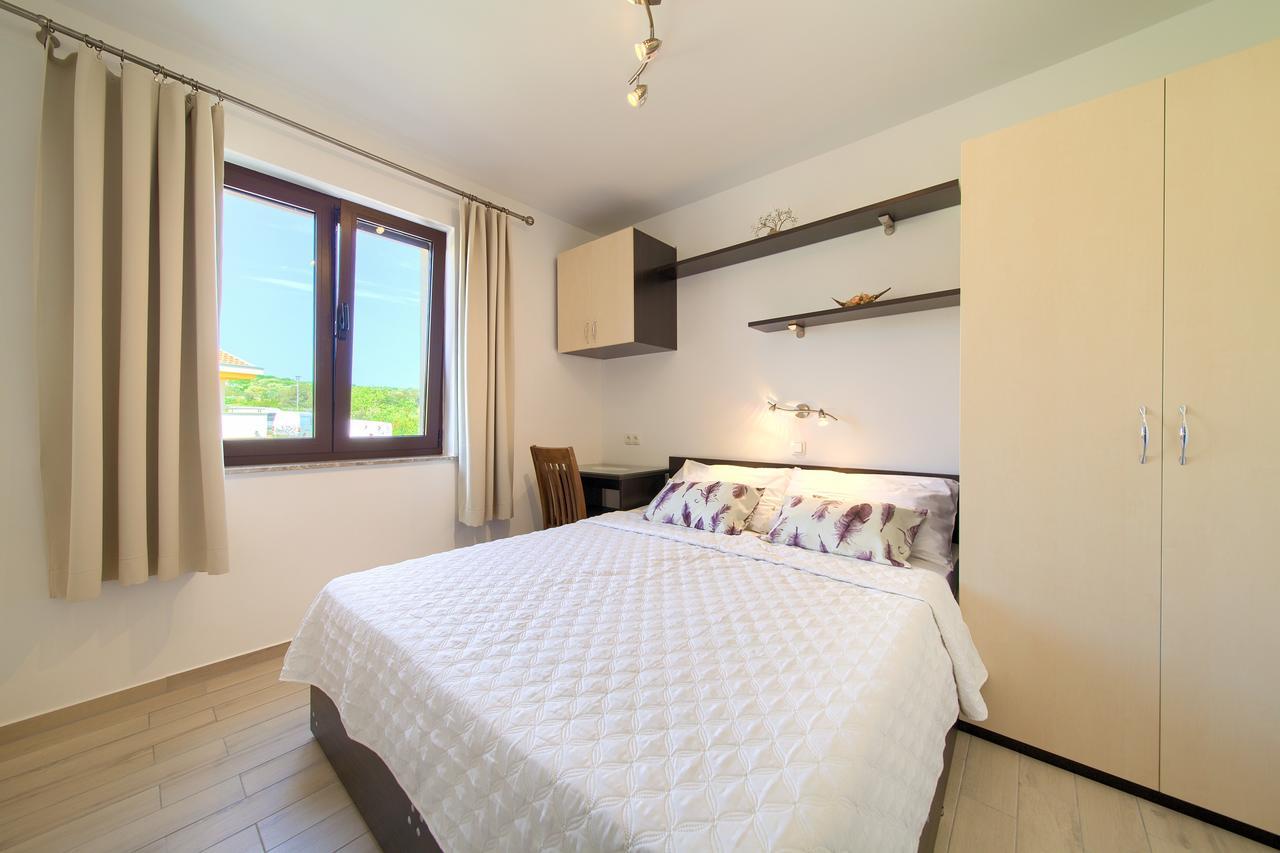 Rimbaldo Apartments Krk Town Eksteriør billede